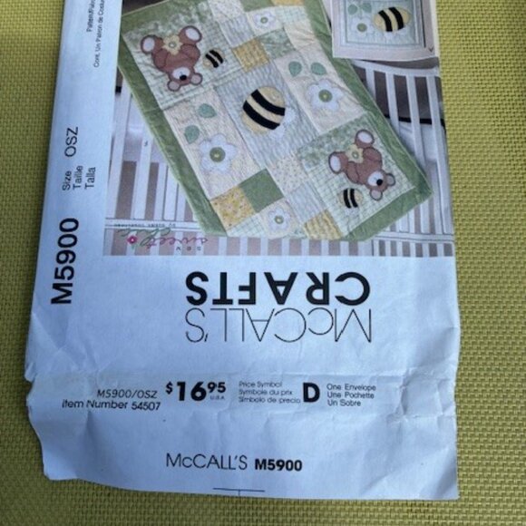 McCall's Craft Pattern M5900 Baby Child Bears Bees Quilt Blanket Pillow UNCUT - Picture 3 of 3